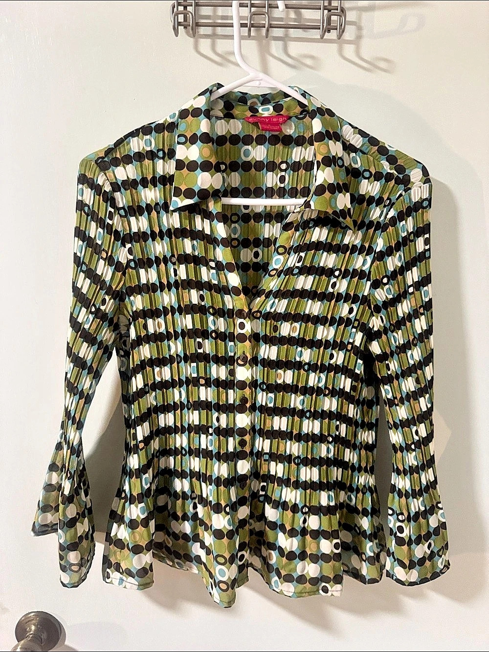 Sunny Leigh Polka Dot Button-Front Blouse in Green & Black